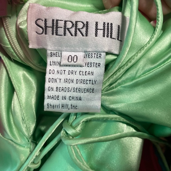 Sherri Hill prom dress size 00 light green - Picture 3 of 6